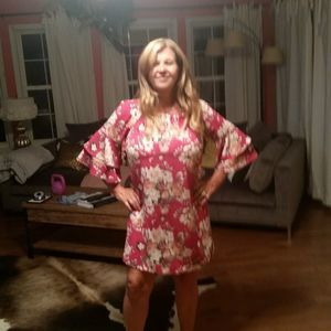 Meet your Posher, Debbie